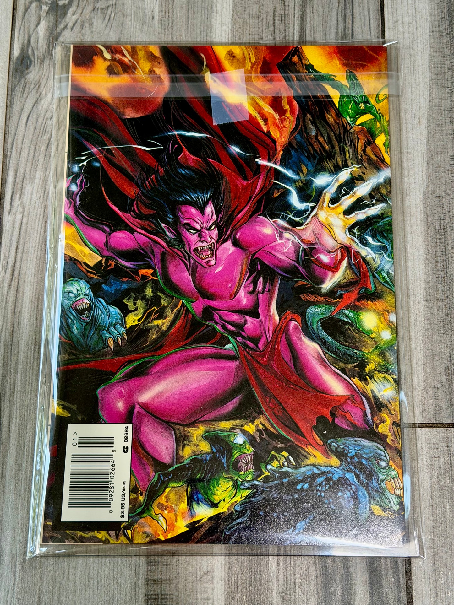 
                  
                    Silver Surfer Newsstand Edition Wraparound Cover issue #100
                  
                
