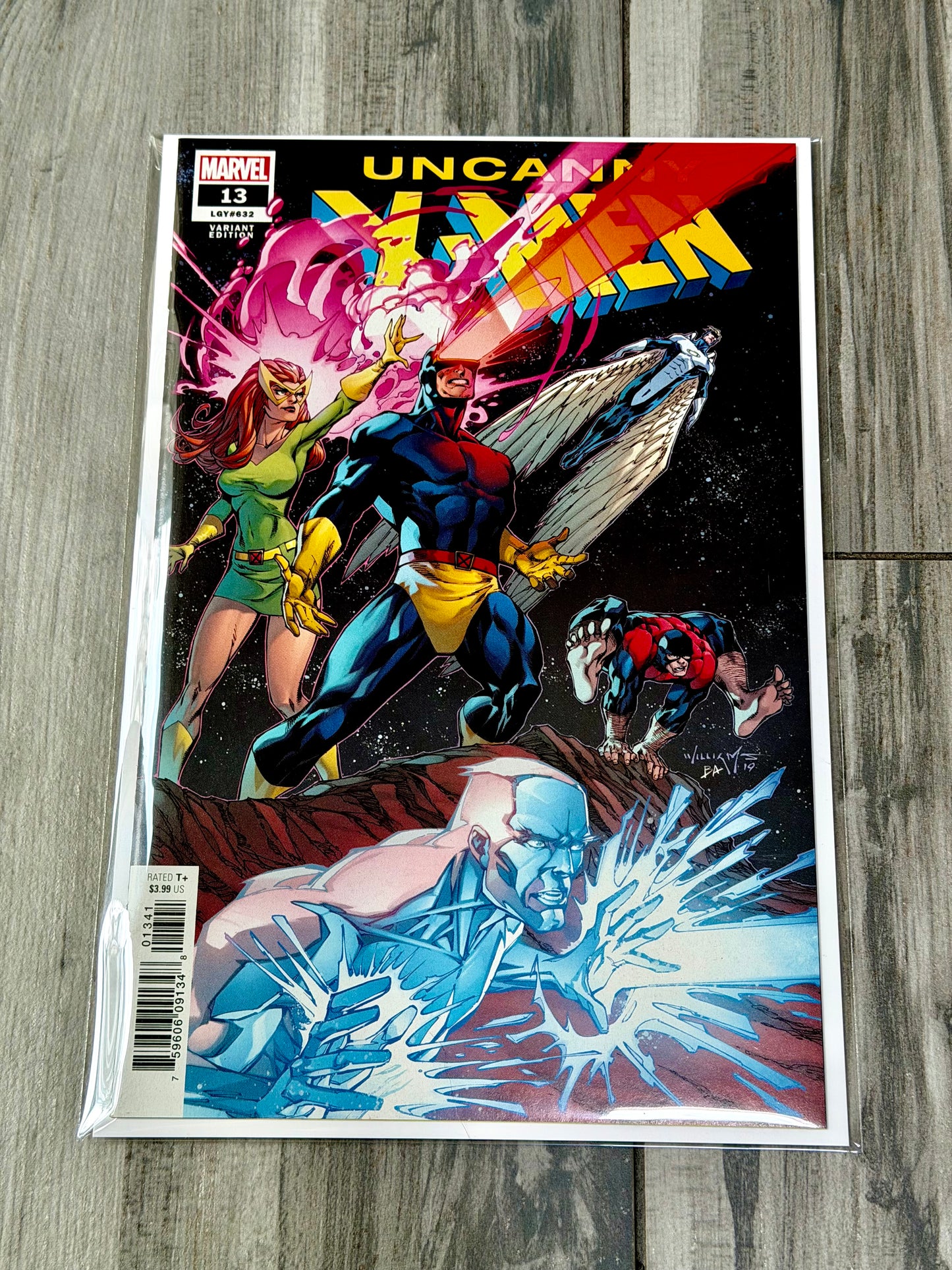 
                  
                    Uncanny X-MEN 1:50 Variant issue #13
                  
                